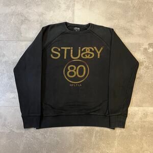 Vintage Y2K Stussy Gold Spellout Sweatshirt – OG Streetwear Classic